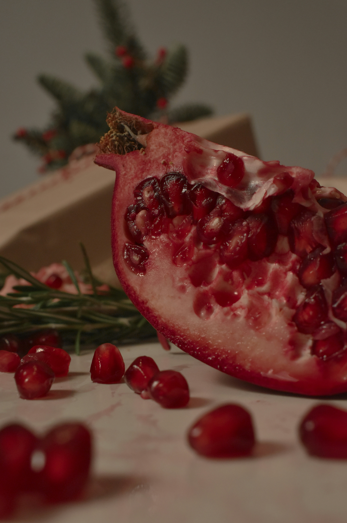 Pomegranate & Spruce 12 oz scented candle